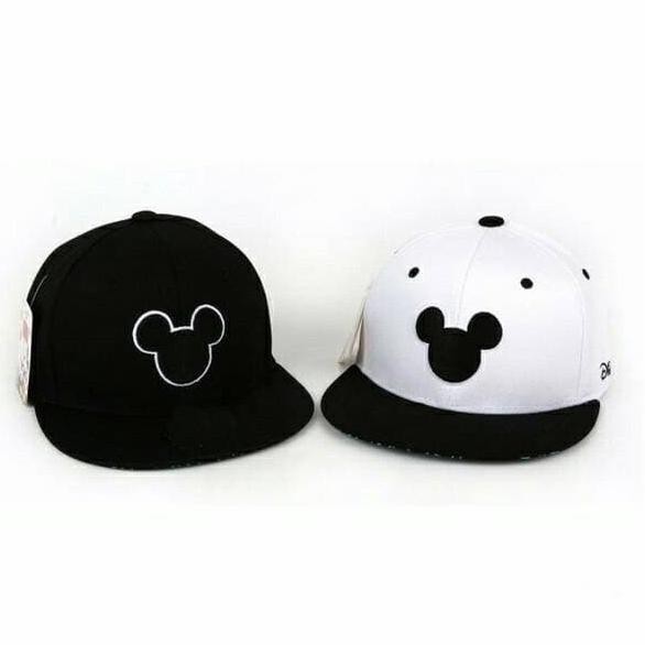 Topi Snapback Mickey Mouse/Pria Wanita/Hitam,Putih,Disney,Sporty