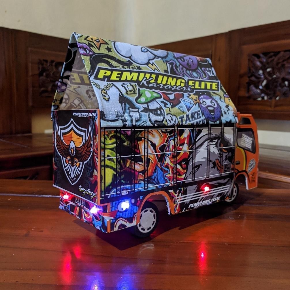 Promo Miniatur Truk Murah Oleng Lampu Terpal Bisa Belok Mainan Anak Garuda Indo  Ukuran 30 Cm Full V