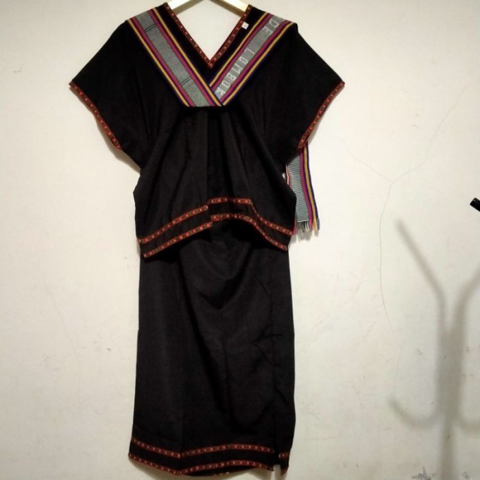 Ready Set Pakaian Tradisional / Baju Adat Wanita Lombok