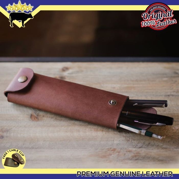 

Sarung tempat pensil dari kulit sapi asli bukan kulit sintetis