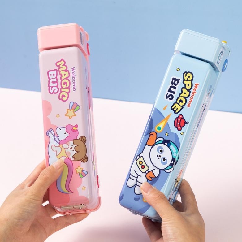 

Tempat Pensil Bus Tayo Kaleng Set Susun Karakter Lucu TOYSFORHOME