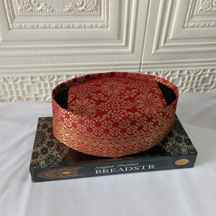 Peci Songkok Kopiah Tenun Songket Melayu Benang Emas Berkualitas