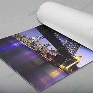 

Kertas Photo Roll RC Glossy 260gsm 36" 30m