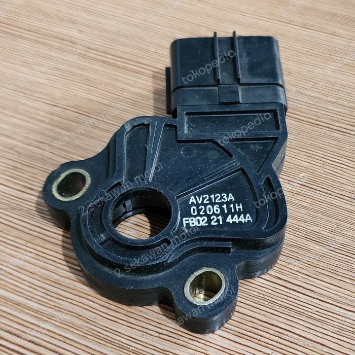 (DSM) Selector matic ford escape 2.300cc L3 switch inhibitor mazda tribute