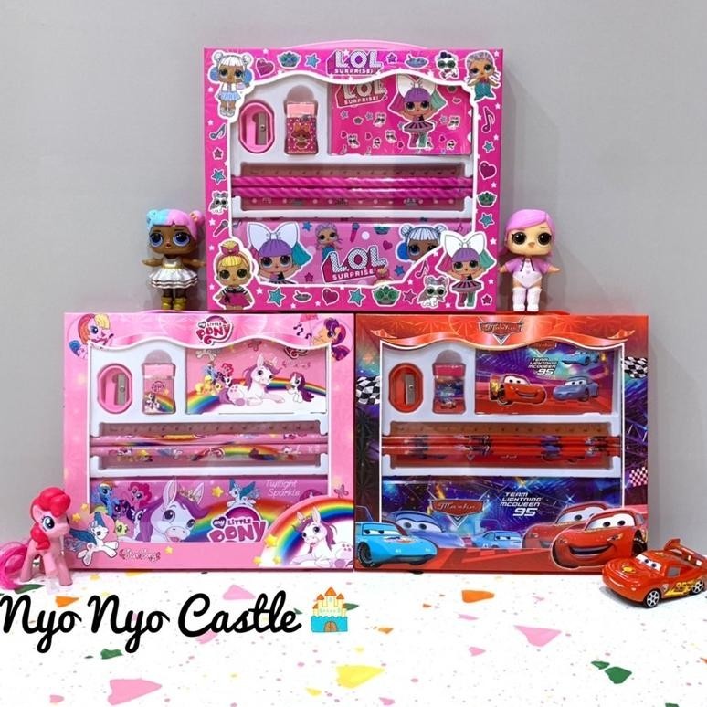 

Gd-12 Stationary Set Box 7In1 Alat Tulis Anak Unicorn Frozen Minion Spiderman Cars Mcqueen Lol Surprise Tsum Tsum Doraemon Hello Kitty Little Pony BisaCod