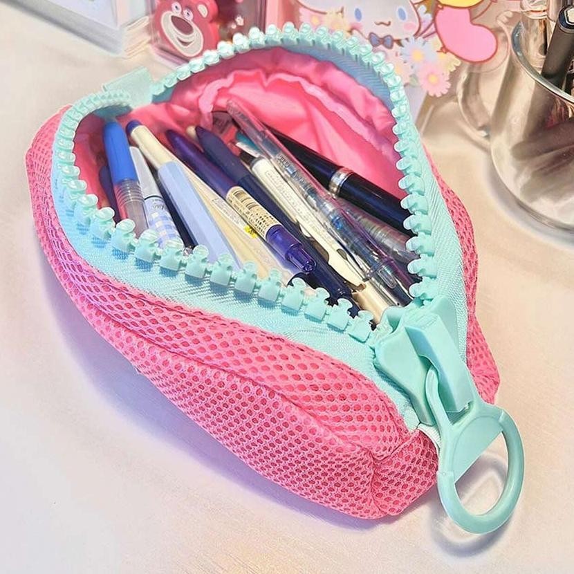 

Kotak Pensil Karakter Toystory Dan Monster Inc / Tempat Pensil Serbaguna Karakter Lotso
