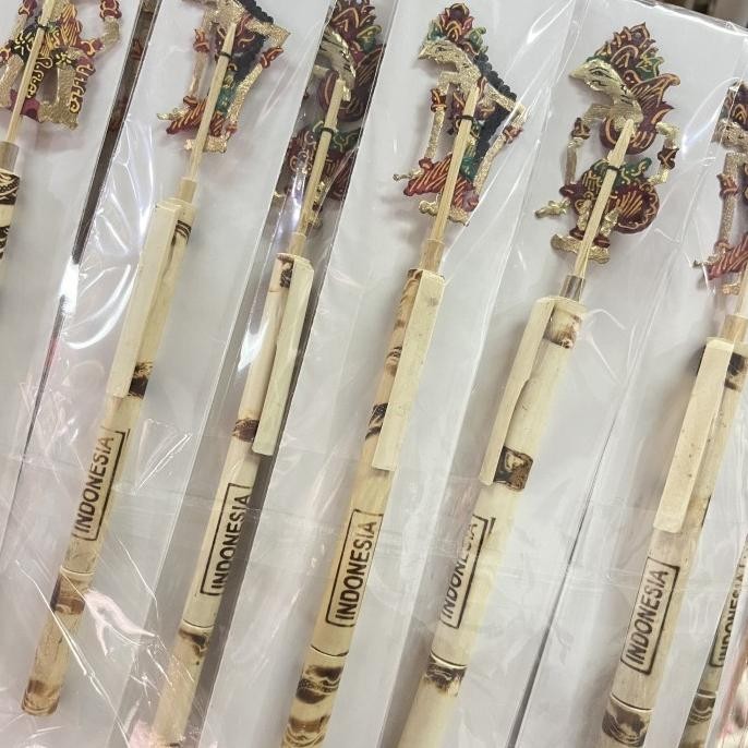 

Pulpen Wayang Kulit 1 kodi (isi 20pcs) oleh-oleh khas jogja indonesia TA