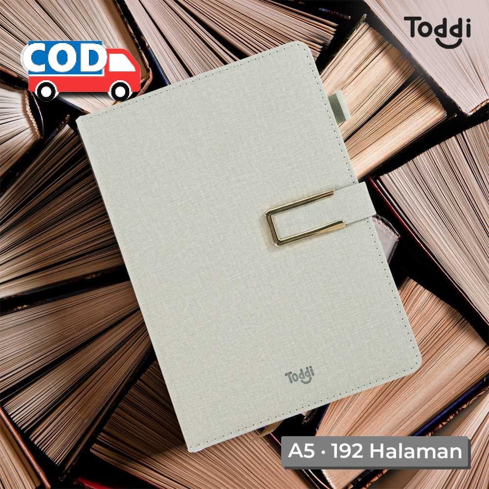 

Notebook A5 Buku Catatan Jurnal Book Diary Agenda Dengan Pen Holder Cover Kulit Elegan Kuliah Kantor