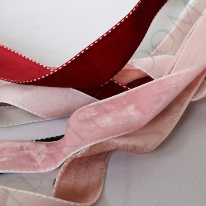 

Pita 15109625 - Ribbon - Hampers - Hadiah