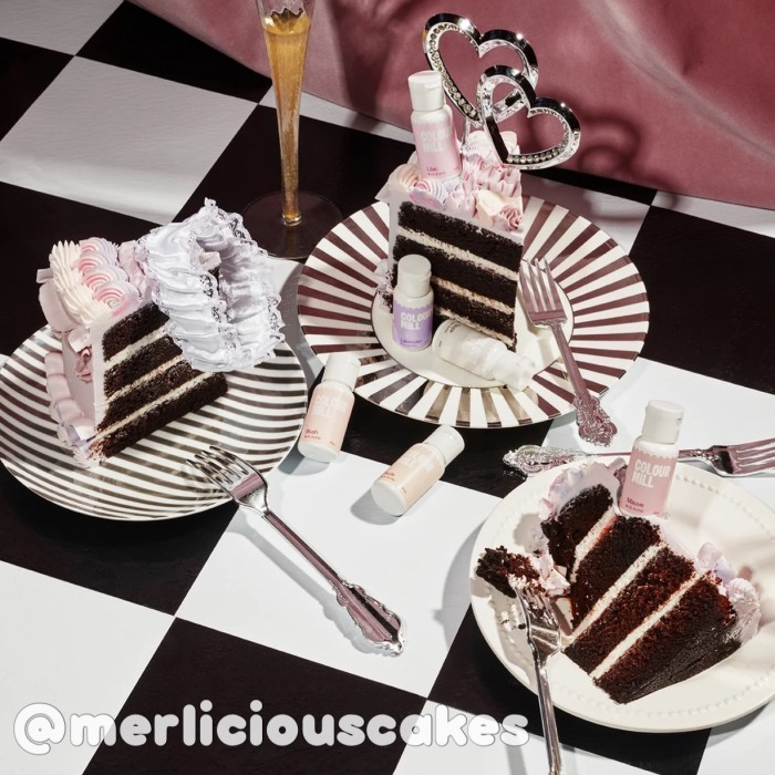 

Terlaris Colour Mill 6 Pcs Bridal Pack 20 ml Oil Based Colouring SALE