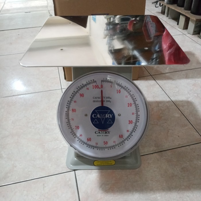Timbangan Manual Duduk 100Kg Camry