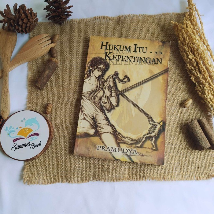 Buku HUKUM ITU KEPENTINGAN - PRAMUDYA  Original Preloved