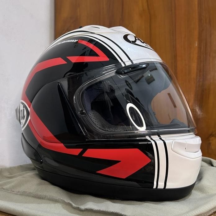 ARAI RX7X STATEMENT BLACK (L)