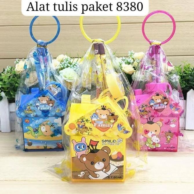 

sd-67 EM Alat Tulis Paket 8030 Set Atk Anak Souvenir Kado Original