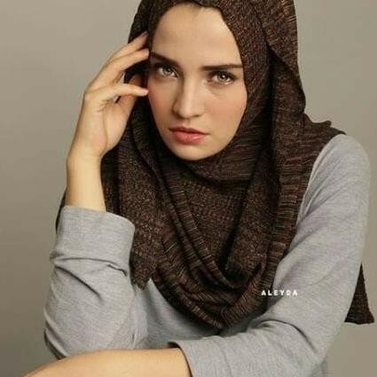 Pasna Instan Polos Warna Bahan Rajut Hijab Aleyda