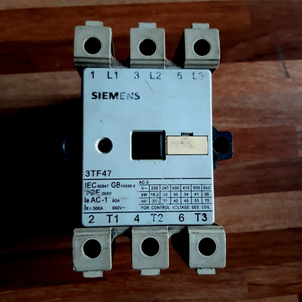 kontaktor SIEMENS 3TF47 /90Ampere