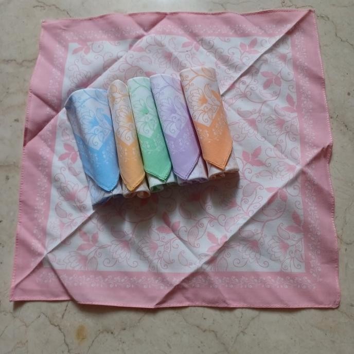 Sapu Tangan Wanita Warna