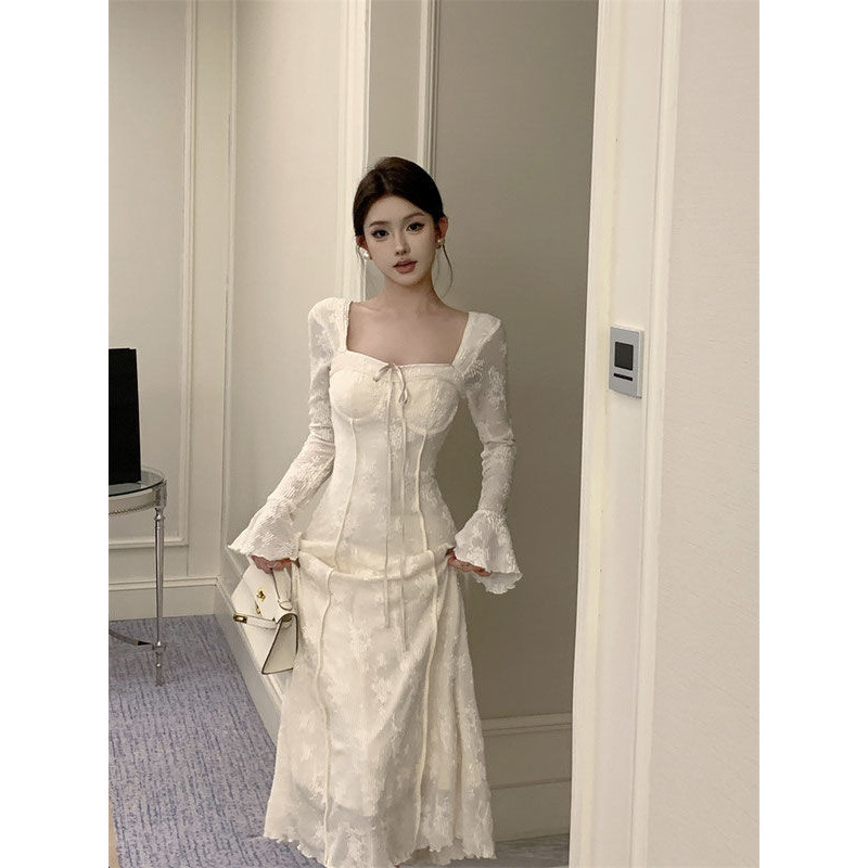 <Crunchy brulee> dress Gaun leher persegi jacquard pita pelangsing pinggang wanita dan rok panjang s