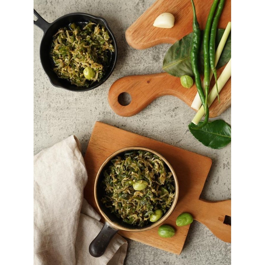 

BUNDLE Baby Cumi Sambal Ijo (200G) + Teri Medan Sambel Ijo (120G) GS1