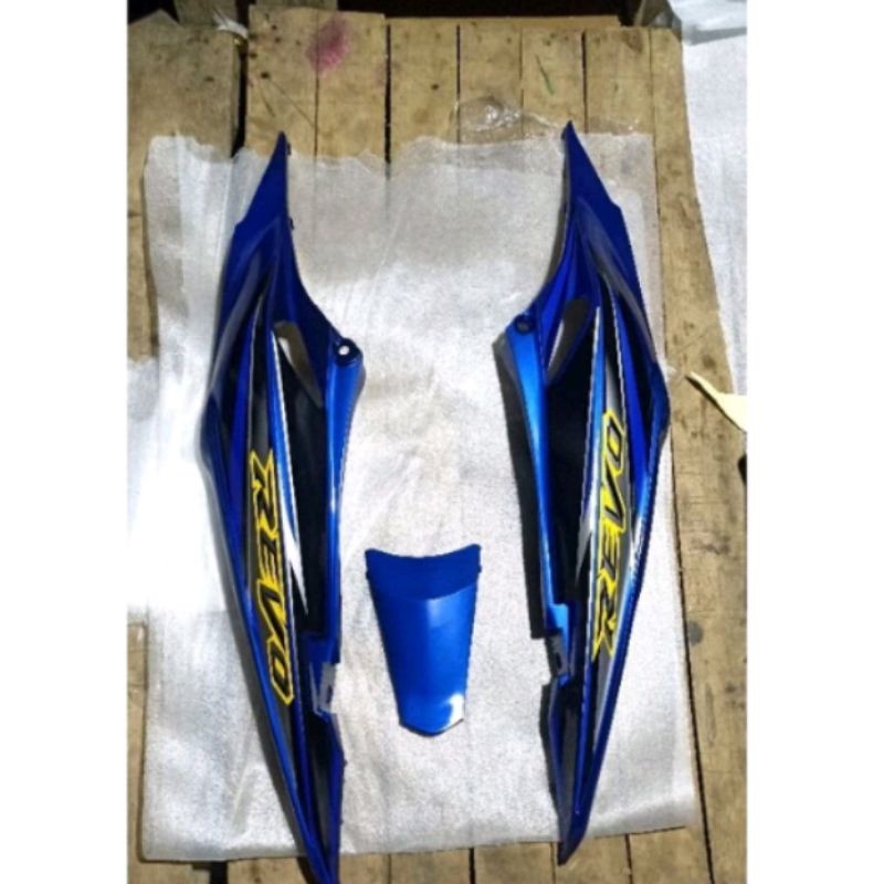 Cover Body belakang Honda Revo lama Revo lancip + striping stiker warna biru