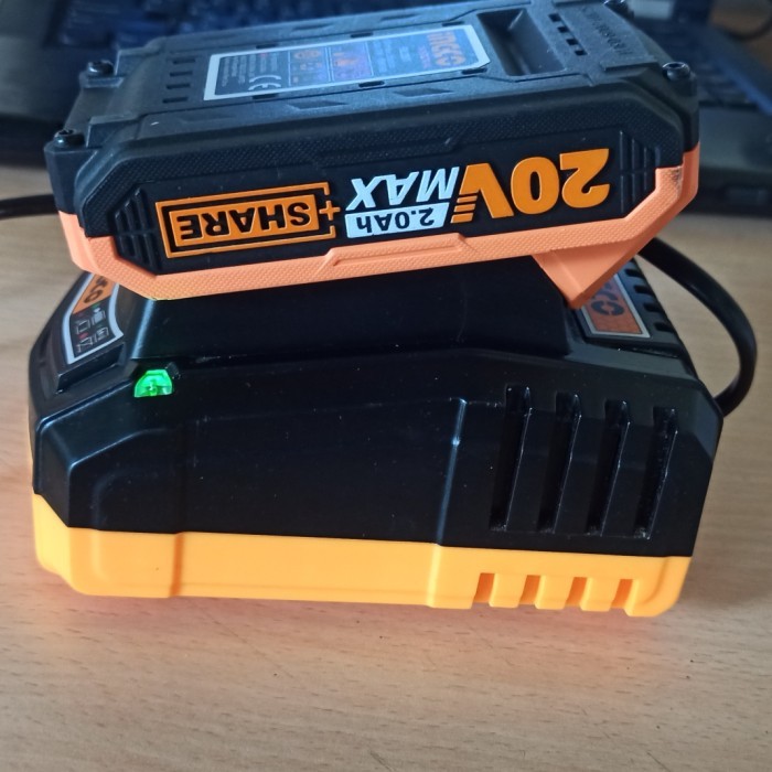 Wiji Baterai Battery Ingco 20V 2Ah & Charger