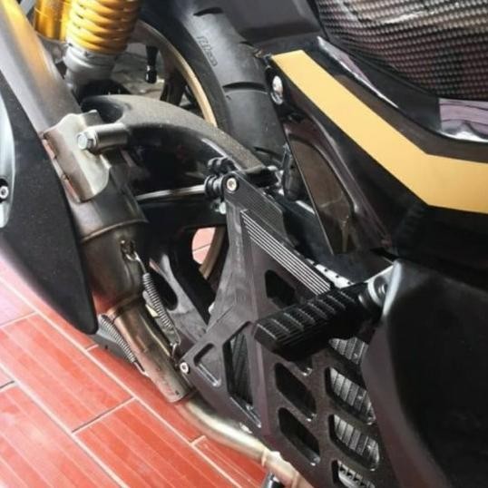 Footstep Belakang Nmax 155 Pijakan Kaki Belakang