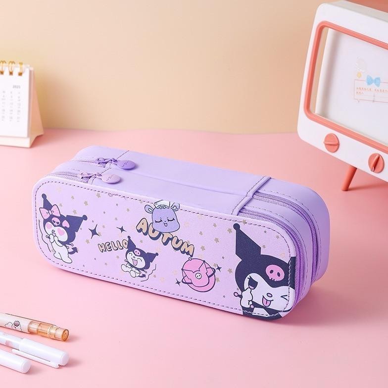 

GB29 Ready StockKuromi Tas Pensil Kapasitas Besar Dua Lapis /Kotak Pensil Dekompresi Perempuan Lucu Lembut 3D Lucu Anak-anak Siswa Sekolah Dasar Berkapasitas Besar Dengan Dekompresi Multi-fungs Viral