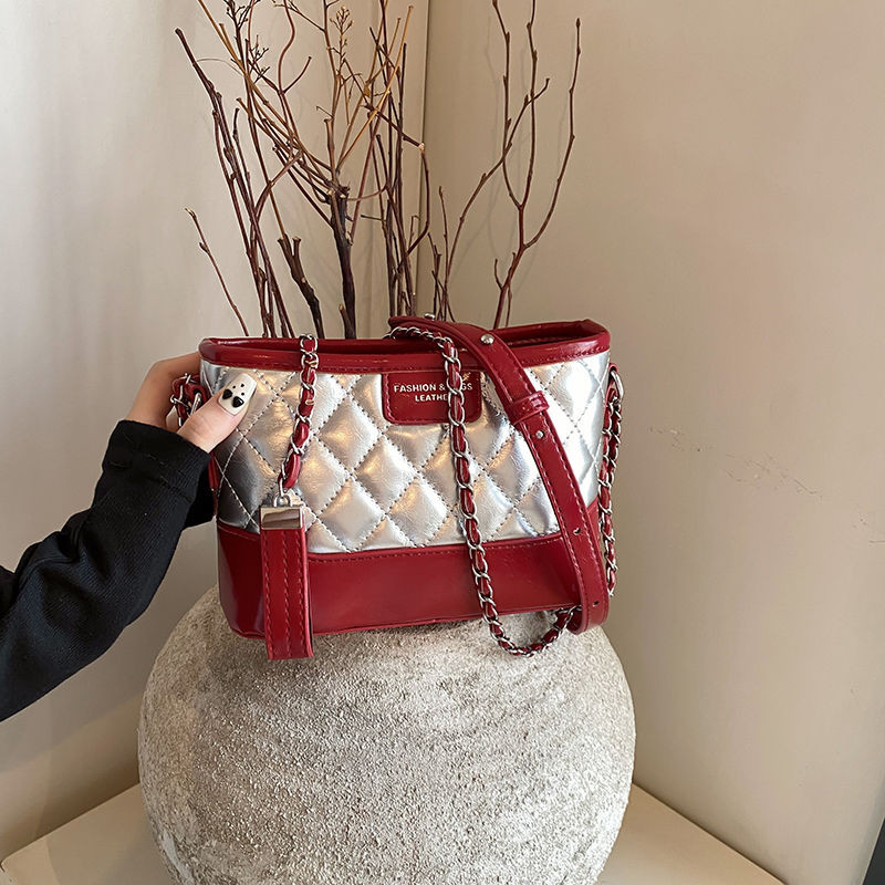 Tas Wanita Berlian, Tas Kurir Bahu Rantai Gaya Channel Baru