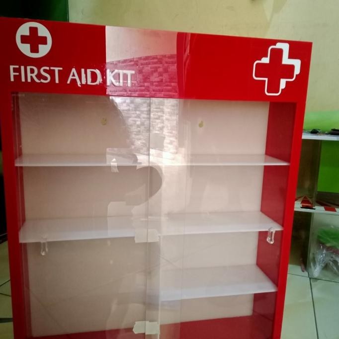 

Baru | Akrilik Box P3K