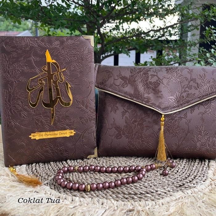 

Al-Qur'An Custome Nama De'Flower Clasic + Pouch. Free Tasbih Kristal