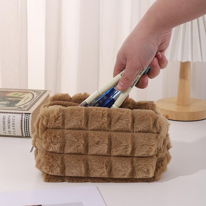 

TERMURAH Tepak / Tempat Pensil Sleting Plush Puff Kotak tg-342