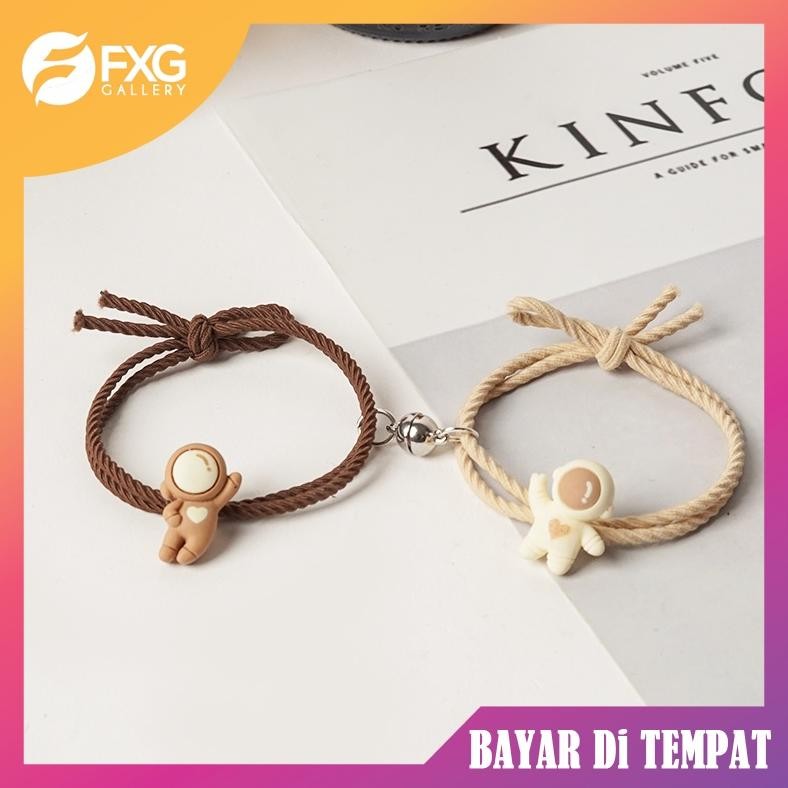 FXG - Gelang Couple Magnet Astronot 2Pcs Pasangan Sahabat Pria & Wanita Bestie GLG05