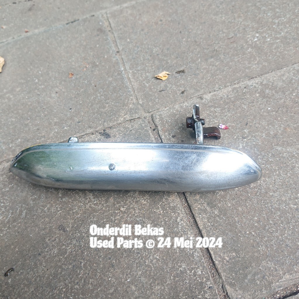 handle kiri belakang RL toyota corona rt104