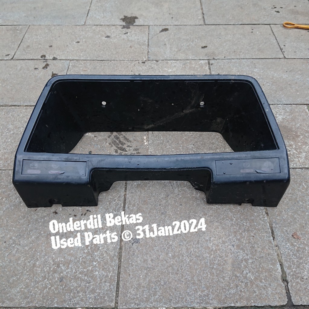 cover tutup speedometer daihatsu charade 1985