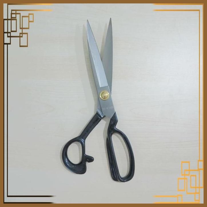 

[SGW] GUNTING POTONG BAHAN KAIN WAYKEN TC-W280/TC W280 11" INCH TAILOR SHEAR