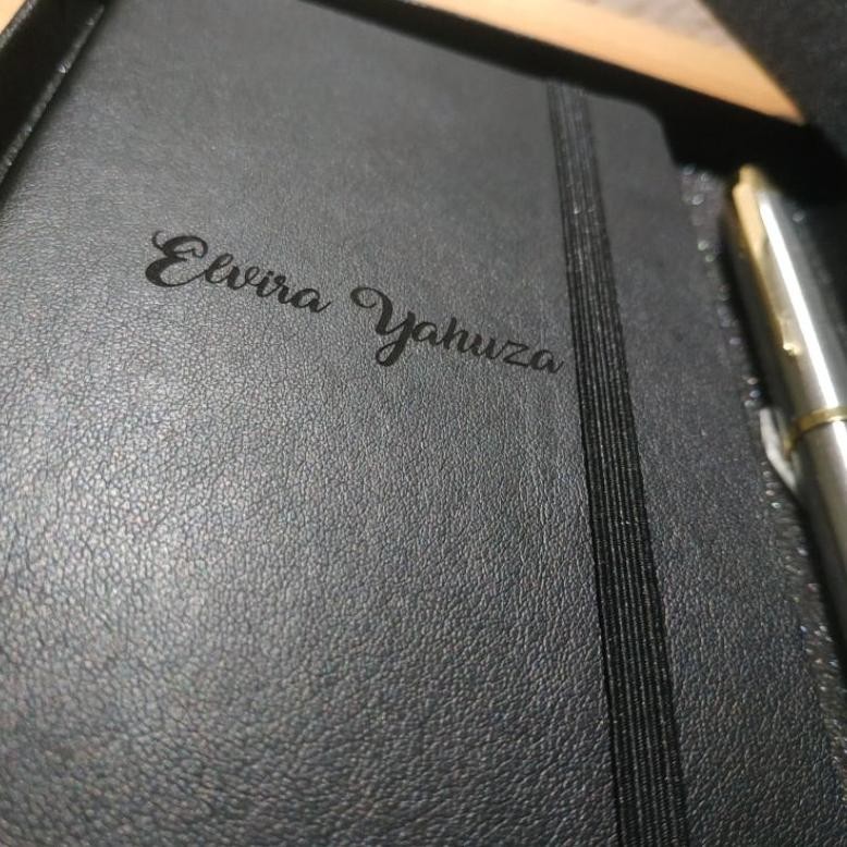 

er-56 giftset pulpen dan notebook kulit exclusive gratis Grafir nama Terlaris