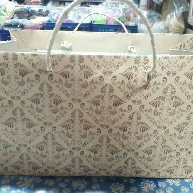 

Tas Brownies 30X15X15 / Goodie Bag Tas Makanan