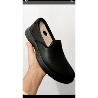 SKECHERS FLAT SHOES 3738 RAHMADIANM11