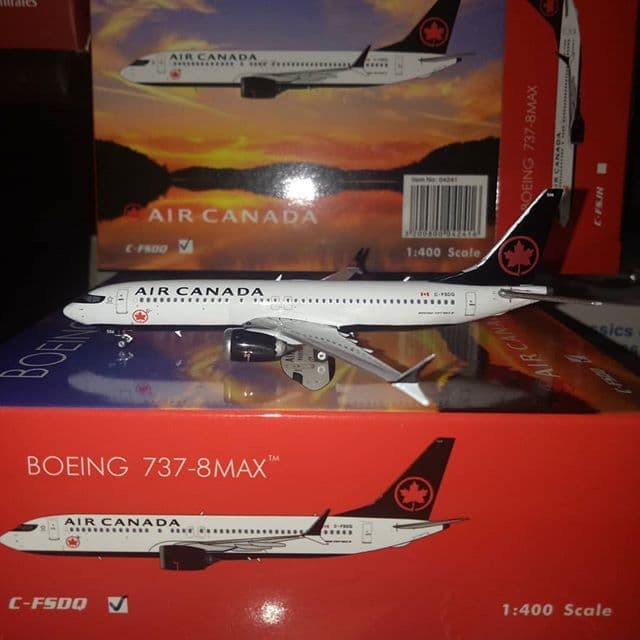 Air Canada Boeing 737-8 Max C-FSDQ Phoenix 1:400