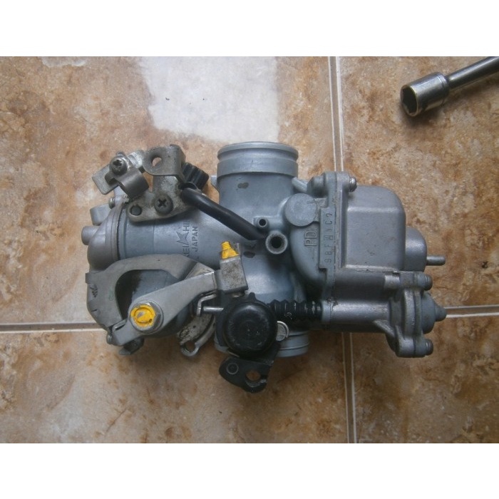 {Bekas} karbu tiger karburator tiger revo Limited