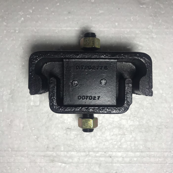 Dudukan Mesin Mitsubishi Colt T-120 Mt-202776 KodeBr09