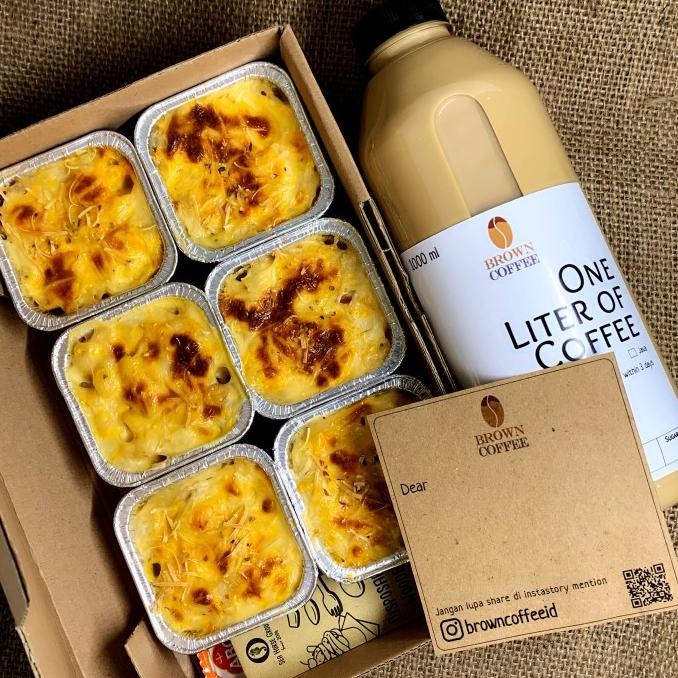

Paket Kopi Susu 1 Liter & Macaroni Schotel - Brown Coffee Hampers