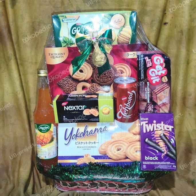 

PARCEL LEBARAN , NATAL, & TAHUN BARU - Ukuran S
