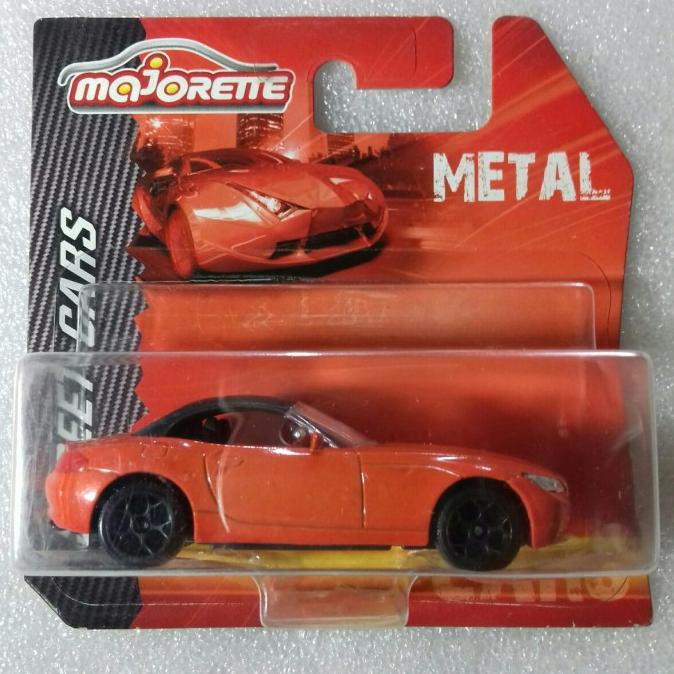 MAJORETTE BMW Z4 ROADSTER. CARD STREET CARS METAL SERIES. WARNA ORANGE