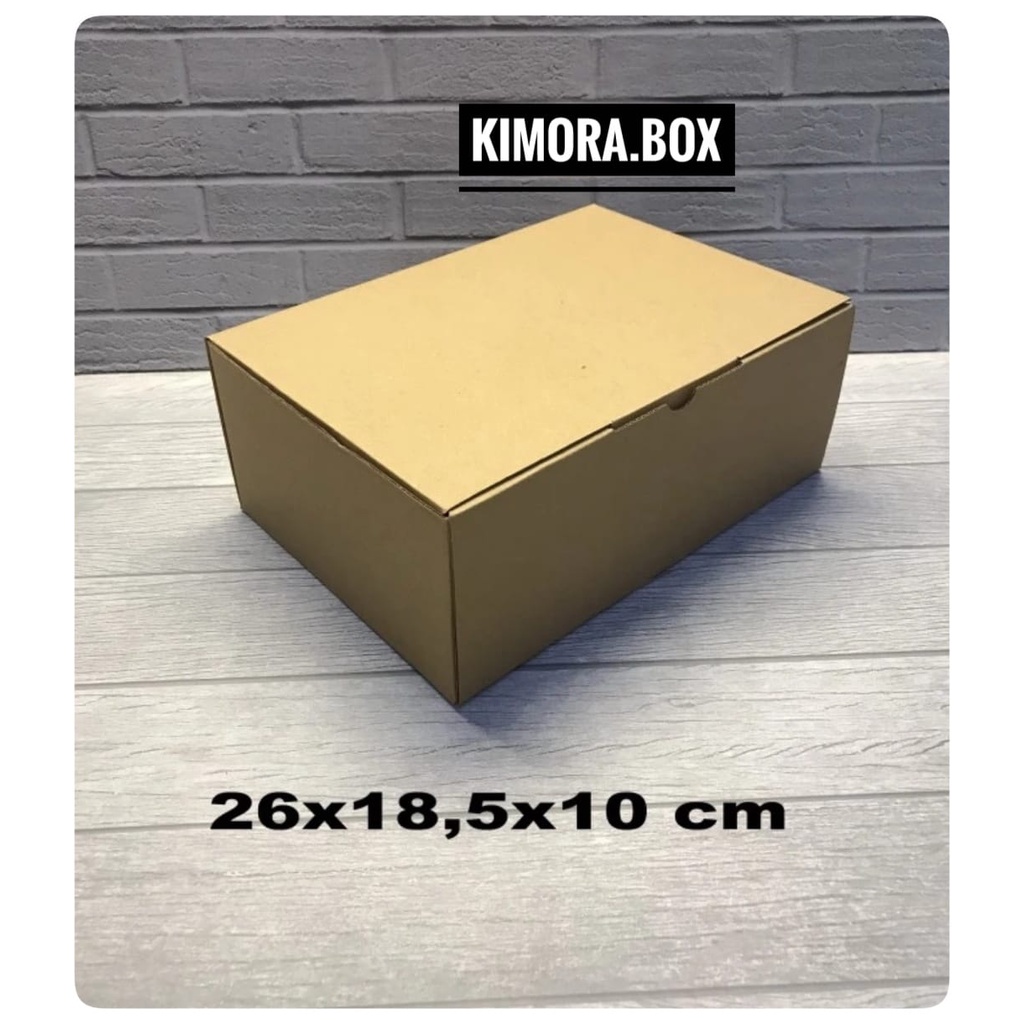 

Kardus uk. 26x18,5x10 cm.... box karton model pizza U/ aksesoris-dll