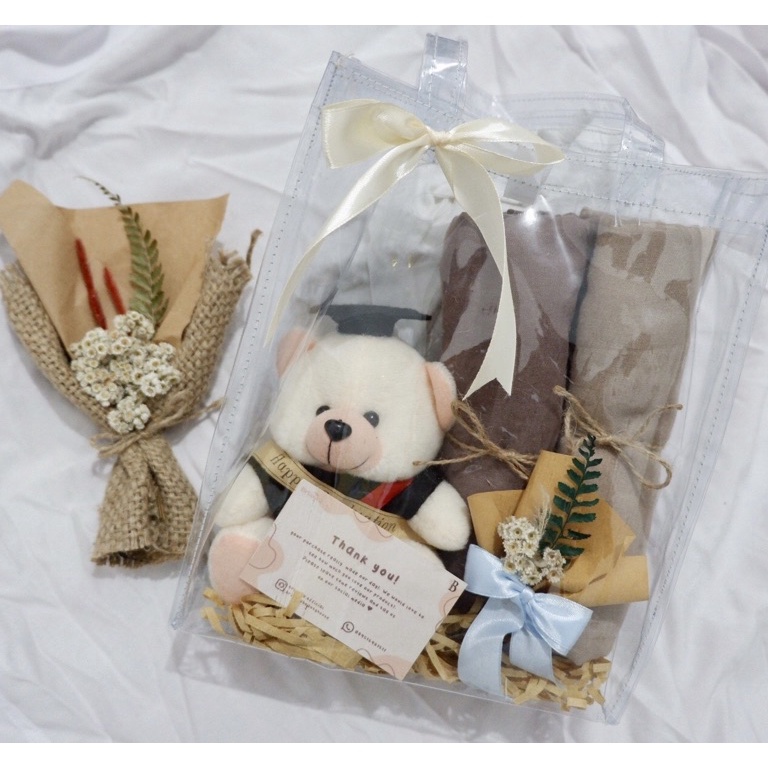 Recomended.. GIFT WISUDA BONEKA/ GIFT BAG/ HAMPERS/ GIFT SIDANG/KADO ULANGTAHUN/BONEKA WISUDA/TAS TR