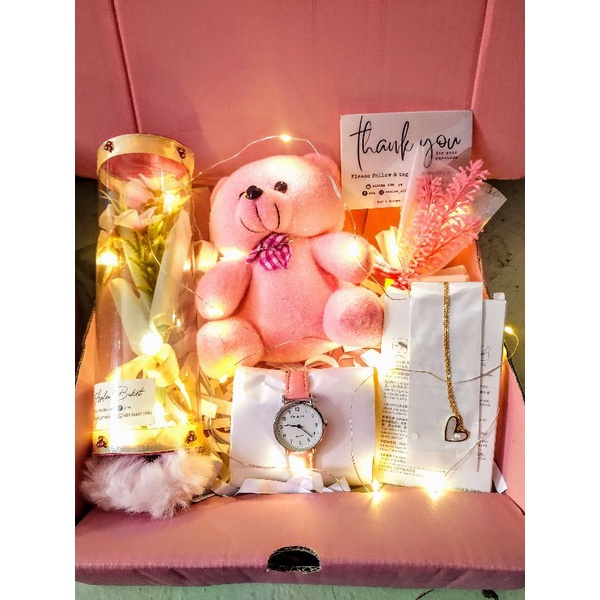 

hampers box premium/feminim gift/kado unik