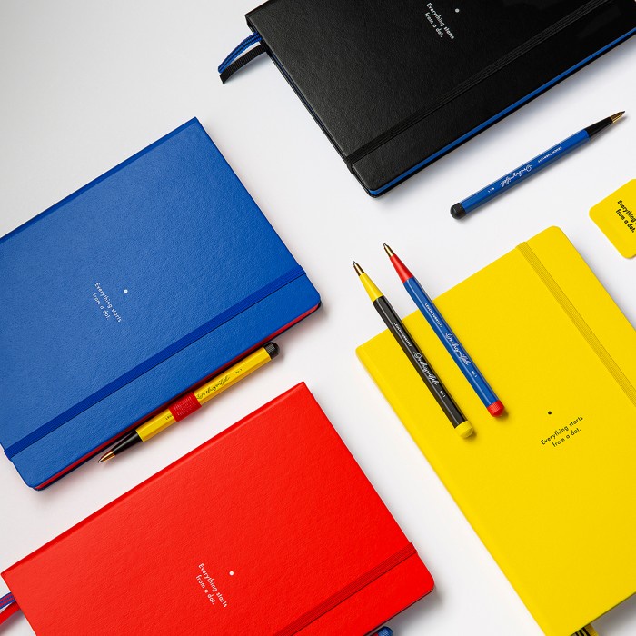 

Terlaris Leuchtturm 1917 Special Edition Bauhaus Notebook A5 251P.