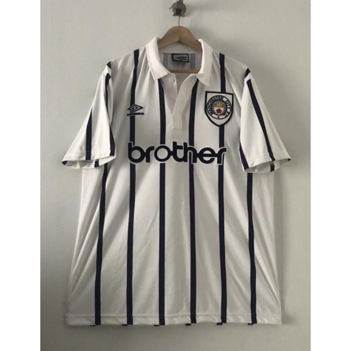 man city away 93 retro oasis