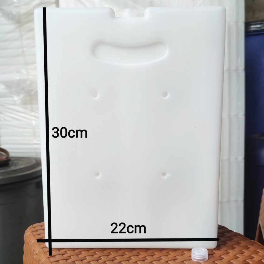 Kirim Langsung Botol Kosong Ice Pack 30x22x3cm / Botol Ice Pack Kosong